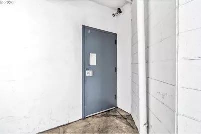 2211 SW Park Pl #204, Portland, OR 97205 - Photo 39
