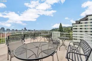 2211 SW Park Pl, Portland, OR 97205 - Photo 33