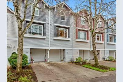 8721 NE 17th St, Vancouver, WA 98664 - Photo 1