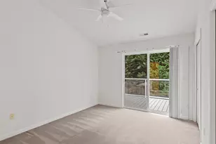 8721 NE 17th St, Vancouver, WA 98664 - Photo 17