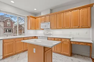 8721 NE 17th St, Vancouver, WA 98664 - Photo 13