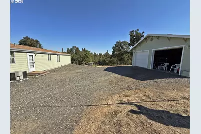 600 Centerville Hwy, Lyle, WA 98635 - Photo 15