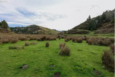 70033 Larsen Ranch Rd, North Bend, OR 97459 - Photo 37