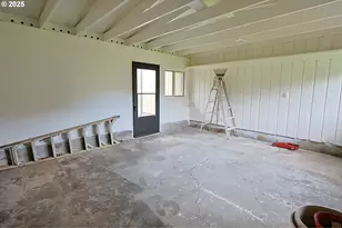 70033 Larsen Ranch Rd, North Bend, OR 97459 - Photo 25