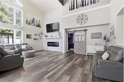 211 Sunset Ave, Keizer, OR 97303 - Photo 9