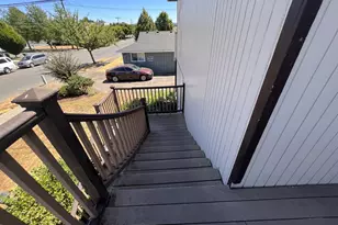 271 E Clay St, Monmouth, OR 97361 - Photo 31