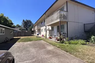 271 E Clay St, Monmouth, OR 97361 - Photo 9