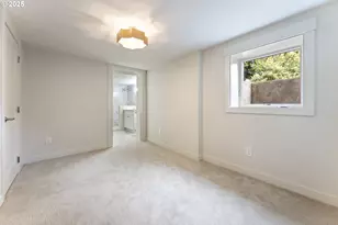 3564 NE Mathison Pl, Portland, OR 97212 - Photo 31