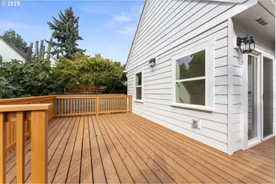 3564 NE Mathison Pl, Portland, OR 97212 - Photo 43