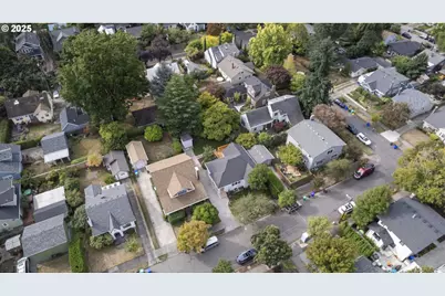 3564 NE Mathison Pl, Portland, OR 97212 - Photo 47