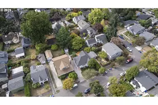 3564 NE Mathison Pl, Portland, OR 97212 - Photo 47