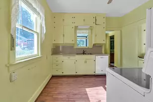 698 Grandview Ave, Scotts Mills, OR 97375 - Photo 37