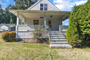 698 Grandview Ave, Scotts Mills, OR 97375 - Photo 9