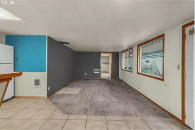 2901 NE Marine Dr #A19, Portland, OR 97211 - Photo 9