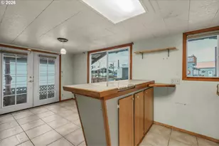 2901 NE Marine Dr, Portland, OR 97211 - Photo 13