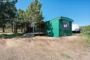 12400 SE Cotton Tail Ln, Prineville, OR 97754 - Photo 3