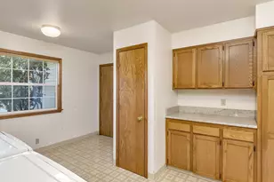 8445 SW Maverick Pl, Beaverton, OR 97008 - Photo 23