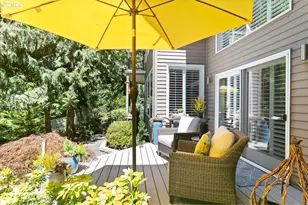 4221 SW Selling Ct, Portland, OR 97221 - Photo 41