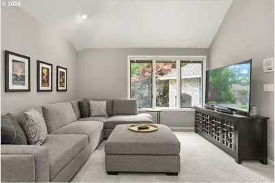 4221 SW Selling Ct, Portland, OR 97221 - Photo 39