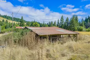 48638 Dement Creek Rd, Myrtle Point, OR 97458 - Photo 13