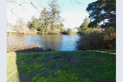 701 NW Warrenton Dr #13, Warrenton, OR 97146 - Photo 3