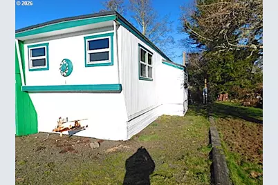 701 NW Warrenton Dr #13, Warrenton, OR 97146 - Photo 5