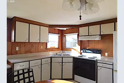 701 NW Warrenton Dr #13, Warrenton, OR 97146 - Photo 21