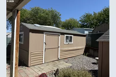 750 Division St #239, The Dalles, OR 97058 - Photo 7