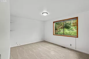 350 Loma Linda Ln, Eugene, OR 97405 - Photo 21