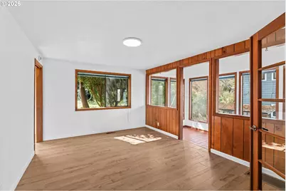 350 Loma Linda Ln, Eugene, OR 97405 - Photo 13