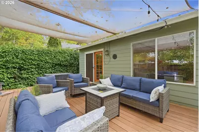 1298 NE Lilac Ct, Hillsboro, OR 97124 - Photo 19