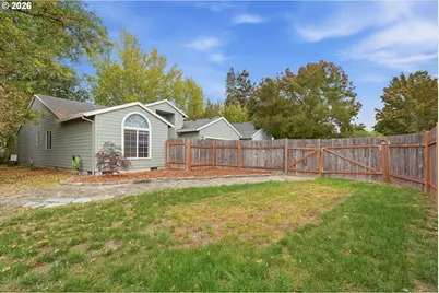 1298 NE Lilac Ct, Hillsboro, OR 97124 - Photo 37