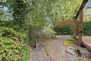 1298 NE Lilac Ct, Hillsboro, OR 97124 - Photo 27