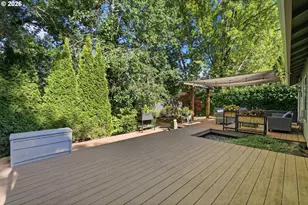 1298 NE Lilac Ct, Hillsboro, OR 97124 - Photo 25