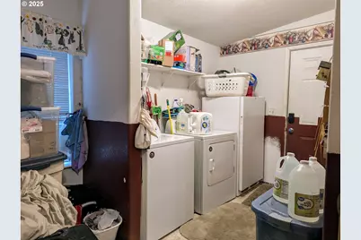 49244 Mountain View Rd, Oakridge, OR 97463 - Photo 21