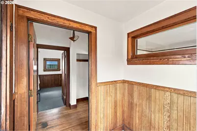 824 S 7th St, Coos Bay, OR 97420 - Photo 5