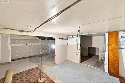 824 S 7th St, Coos Bay, OR 97420 - Photo 33