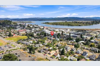 824 S 7th St, Coos Bay, OR 97420 - Photo 47