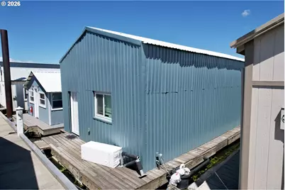101 N Boat Basin Rd #A-8, The Dalles, OR 97058 - Photo 1