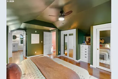 7221 SW Brier Pl, Portland, OR 97219 - Photo 27