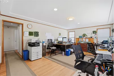 2706 NE Columbia Blvd, Portland, OR 97211 - Photo 15