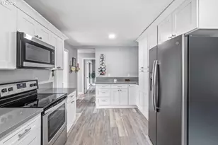 1051 W Oak St, Lebanon, OR 97355 - Photo 7