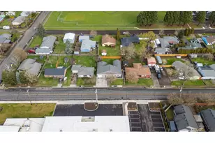 1051 W Oak St, Lebanon, OR 97355 - Photo 31