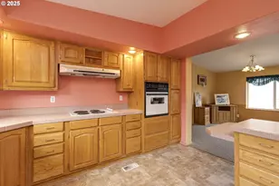 1156 SW Westvale St, McMinnville, OR 97128 - Photo 7