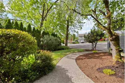 17511 NW Santiam Dr, Portland, OR 97229 - Photo 3