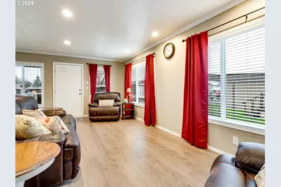 300 SW 7th Ave #810, Battle Ground, WA 98604 - Photo 11