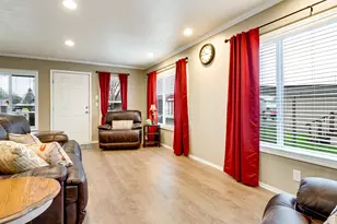 300 SW 7th Ave, Battle Ground, WA 98604 - Photo 11