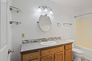 702 Benjamin Ave, Cottage Grove, OR 97424 - Photo 11