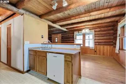 3805 Briar Knob Loop, Scotts Mills, OR 97375 - Photo 15