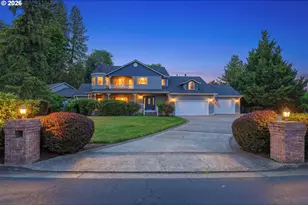 161 River Club Dr, Roseburg, OR 97471 - Photo 1